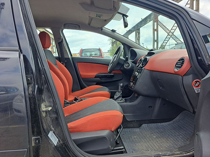 Opel Corsa Elegance 1.4 66kW Таллин - изображение 6