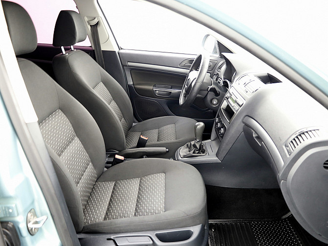 Skoda Octavia Comfortline Facelift 1.2 77kW Tallina - foto 6