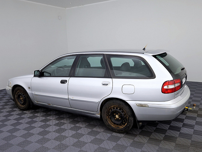 Volvo V40 Estate Facelift 1.9 TDI 85kW Tallina - foto 4