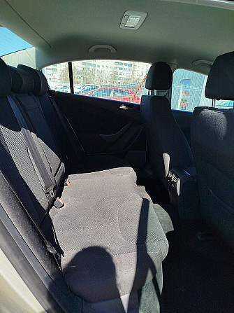 Volkswagen Passat Comfortline 2.0 110kW Tallina - foto 7