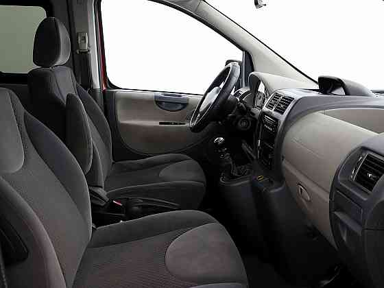 Peugeot Expert Passenger 2.0 HDi 88kW Tallina