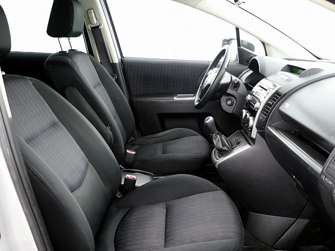 Mazda 5 Elegance Facelift 2.0 107kW Tallina - foto 6