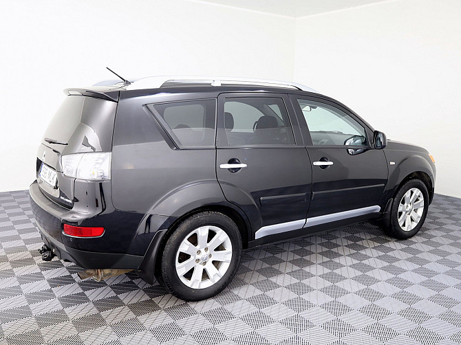 Mitsubishi Outlander Luxury ATM 2.4 125kW Tallina - foto 3