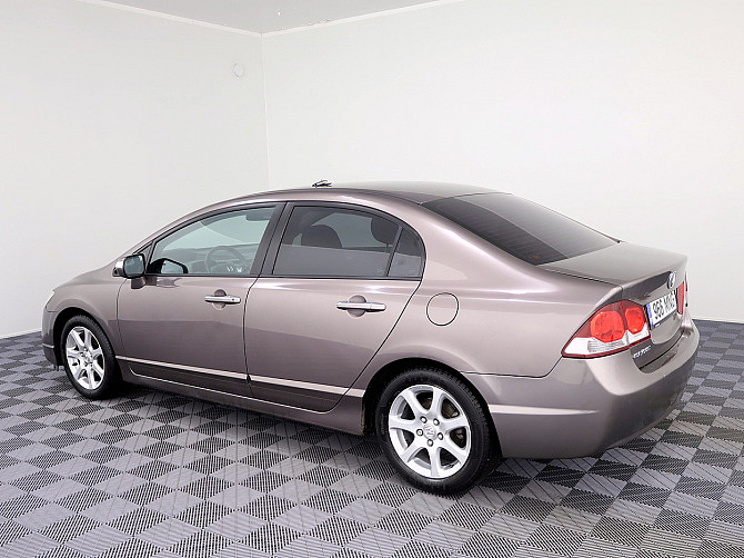 Honda Civic Facelift LPG ATM 1.8 103kW Tallina - foto 4