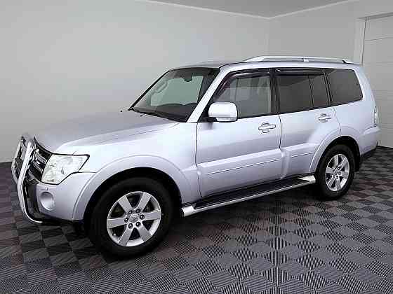 Mitsubishi Pajero Luxury ATM 3.2 Di-D 125kW Tallina