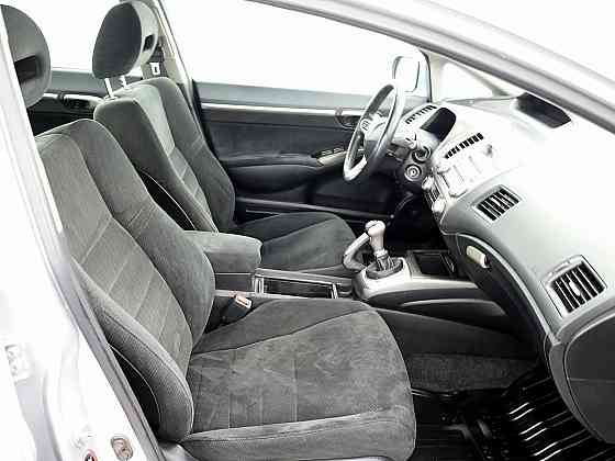 Honda Civic Elegance Facelift 1.8 103kW Tallina