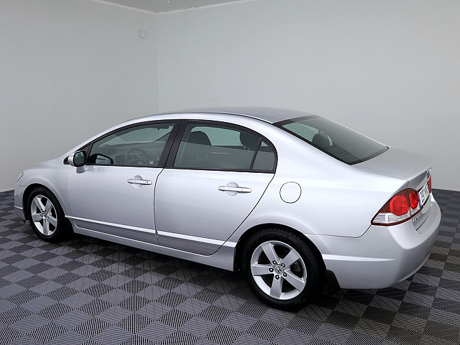 Honda Civic Elegance Facelift 1.8 103kW Tallina - foto 4