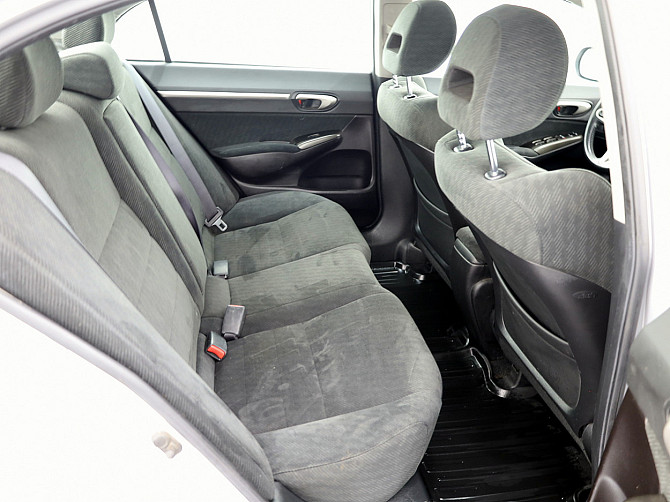 Honda Civic Elegance Facelift 1.8 103kW Tallina - foto 7