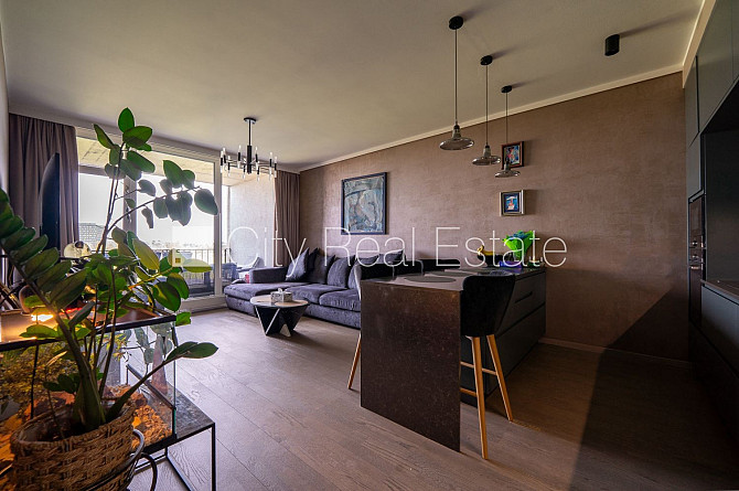 Jaunceltne, ir lifts, kāpņu telpa pēc kapitālā remonta, terase, guļamistabu skaits 3 gab., Rīga - foto 16