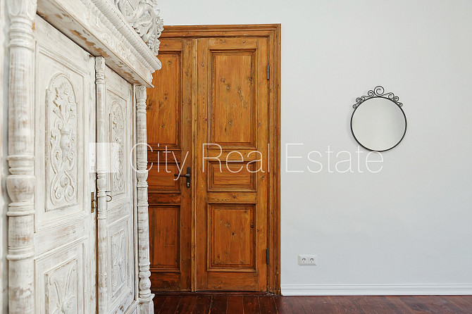 Fasādes māja, ieeja no ielas, mansards, sauna, caurstaigājamas izolētas istabas, augstie Rīga - foto 20