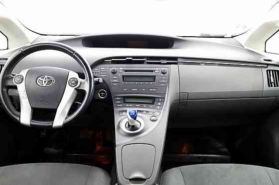 Toyota Prius Hybrid Facelift ATM 1.8 73kW Таллин