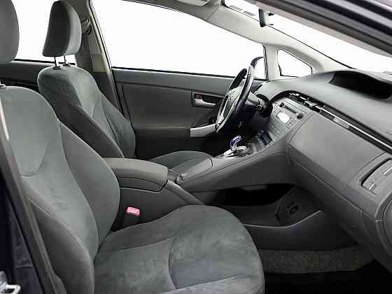Toyota Prius Hybrid Facelift ATM 1.8 73kW Таллин
