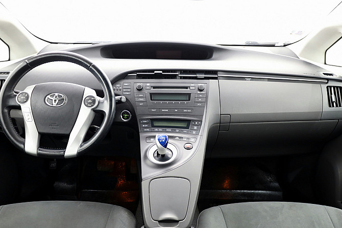 Toyota Prius Hybrid Facelift ATM 1.8 73kW Таллин - изображение 5