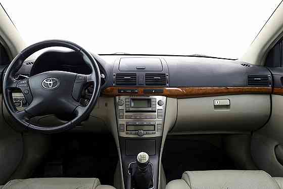 Toyota Avensis Luxury Facelift 2.2 D-4D 110kW Таллин