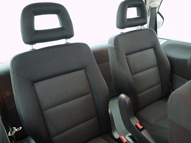 SEAT Alhambra Comfortline ATM 2.8 150kW Таллин - изображение 8
