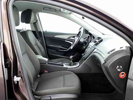 Opel Insignia Elegance 1.8 103kW Tallina