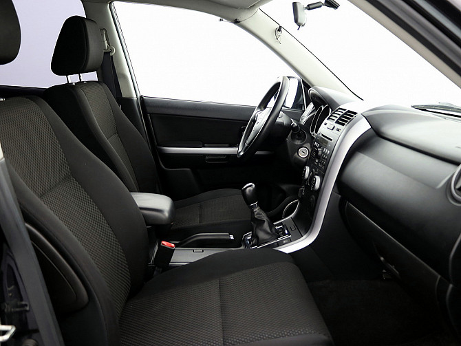 Suzuki Grand Vitara Comfort 4x4 2.0 103kW Tallina - foto 6