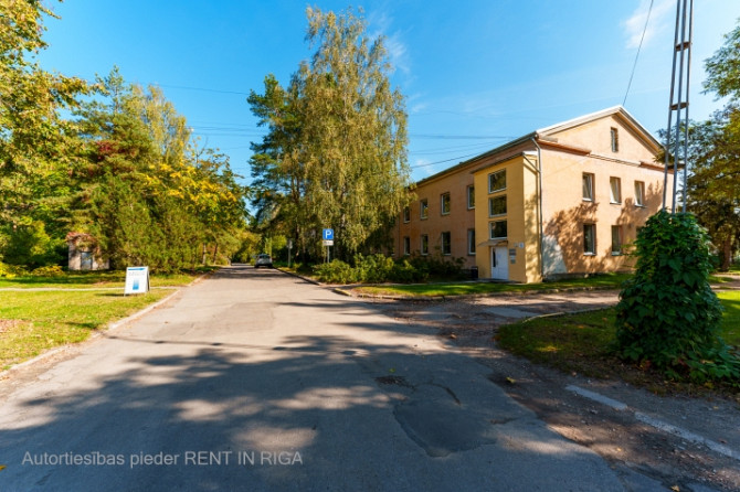 Iznomā biroja telpas Šmerlī, "Rīgas kinostudija" ēkā, 2. stāvā. Platība sastāv no vienas telpas. Kop Рига - изображение 7
