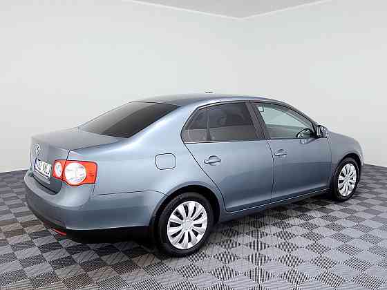 Volkswagen Jetta Comfortline 1.6 75kW Tallina