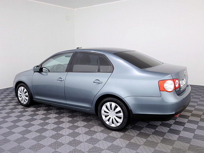 Volkswagen Jetta Comfortline 1.6 75kW Tallina - foto 4