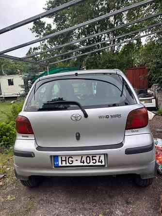 Продам Экономную Tayotu Yaris 2004/1.3 Jūrmala