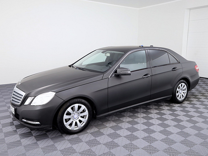 Mercedes-Benz E 200 Elegance ATM 2.1 CDI 100kW Tallina - foto 2