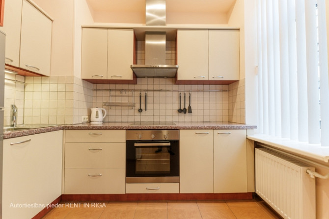 Īrei pieejams silts un plašs 2- istabu dzīvoklis Rīgas centrā.   Ērts plānojums, kas sastāv Rīga - foto 7