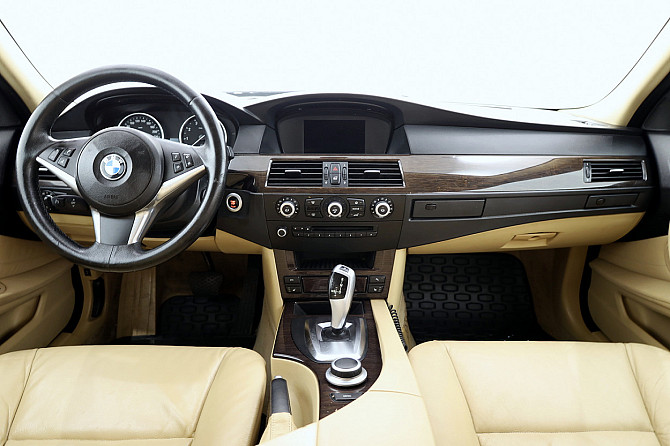 BMW 520 Executive Facelift ATM 2.0 125kW Таллин - изображение 5