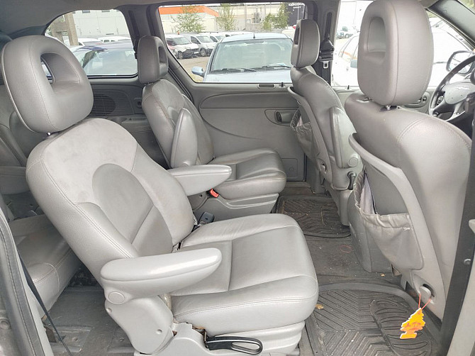Chrysler Voyager Limited Facelift ATM 2.8 CRD 110kW Таллин - изображение 7