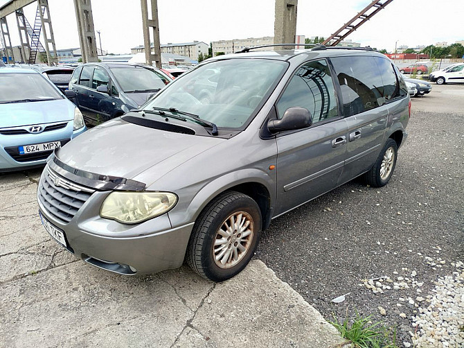 Chrysler Voyager Limited Facelift ATM 2.8 CRD 110kW Таллин - изображение 2