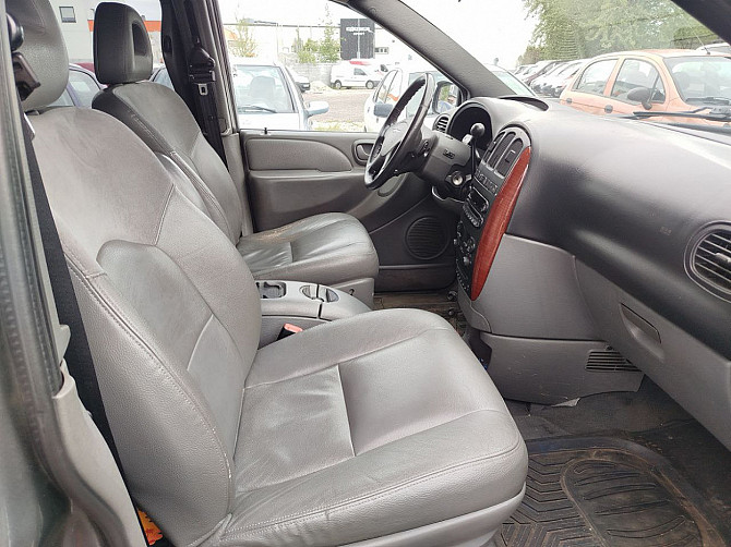 Chrysler Voyager Limited Facelift ATM 2.8 CRD 110kW Таллин - изображение 6