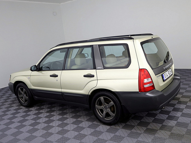Subaru Forester Luxury Facelift 4x4 ATM 2.5 123kW Tallina - foto 4