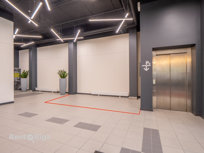 Nomai tiek piedāvātas telpas veikalam, kioskam vai citiem mērķiem.   + Telpas atrodās tieši Rīga - foto 4
