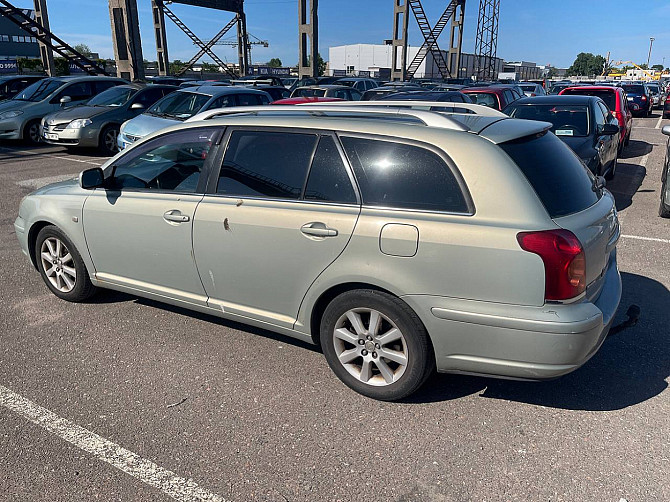 Toyota Avensis Linea Sol 2.0 D-4D 85kW Таллин - изображение 4