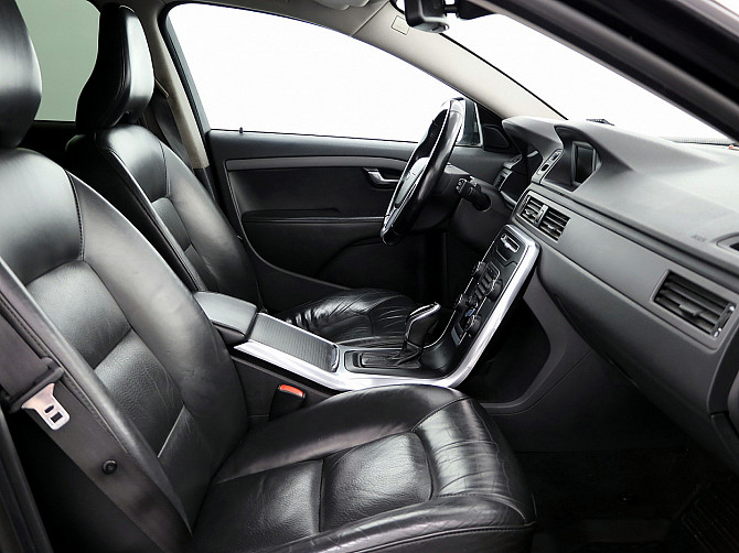 Volvo V70 Summum Facelift ATM 2.0 157kW Tallina - foto 6