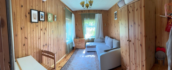 Pārdod komfortablu un mājīgu 1 istabas dzīvokli (35 m), četru dzīvokļu mājā ar Rīgas rajons - foto 1