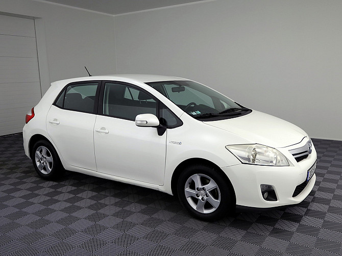 Toyota Auris Hybrid Facelift ATM 1.8 73kW Таллин - изображение 1