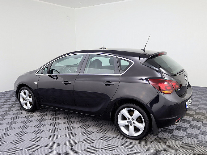 Opel Astra Elegance 1.4 103kW Tallina - foto 4