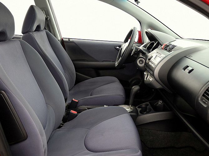 Honda Jazz Facelift ATM 1.3 61kW Tallina - foto 6