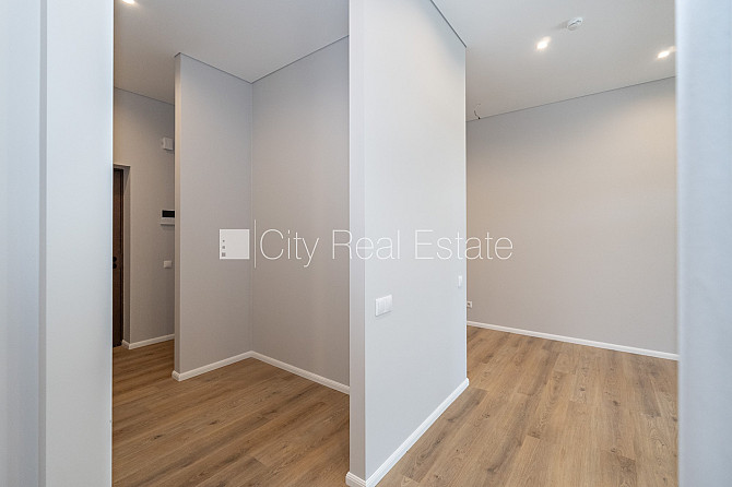 Projekts - Tal Residence, zeme īpašumā, rindu māja, monolīta betona sienas, pagrabstāvā Rīga - foto 19