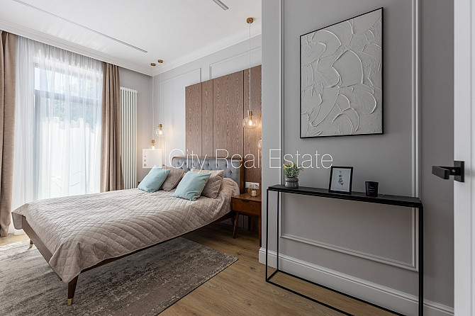 Projekts - Tal Residence, zeme īpašumā, rindu māja, monolīta betona sienas, pagrabstāvā Rīga - foto 3