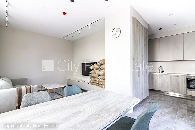 Renovēta māja, ir lifts, kāpņu telpa pēc kapitālā remonta, guļamistabu skaits 3 gab., Rīga - foto 5