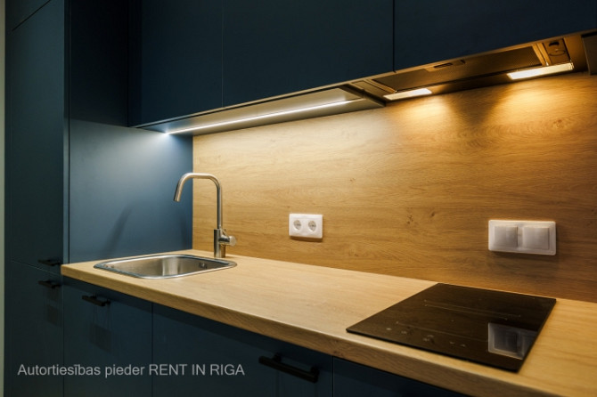 Iegādei pieejams mūsdienīgs un līdz detaļām pārdomāts studio tipa dzīvoklis Ernesta Rīga - foto 14