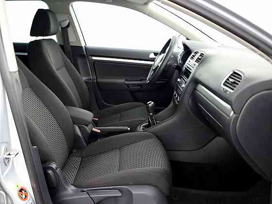 Volkswagen Golf Variant Comfortline 1.6 TDI 77kW Tallina