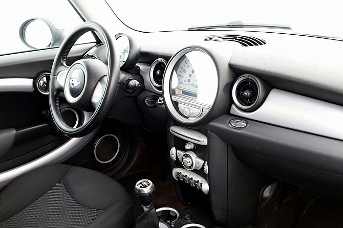 MINI Clubman Cooper D 1.6 D 80kW Tallina - foto 5