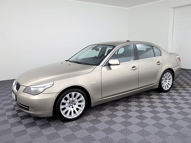 BMW 523 Sportpakett Facelift 2.5 140kW Tallina - foto 2