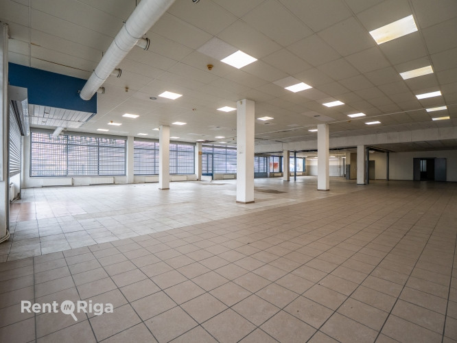 Iznomā tirdzniecības telpas Pildas ielā 16, Rīgā.  Telpas atrodas ēkas 1. stāvā ar tiešu ieeju no fa Рига - изображение 11