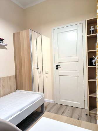 Pagalma ēka, renovēta māja, kāpņu telpa pēc kapitālā remonta, guļamistabu skaits 2 gab., Rīga - foto 11