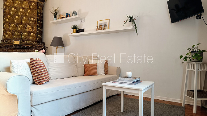 Renovēta māja, slēgts pagalms, istabas izolētas 1 gab., studio tipa, virtuve apvienota ar Rīga - foto 7