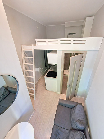 Fasādes māja, renovēta māja, labiekārtota apzaļumota teritorija, slēgts pagalms, kāpņu Rīga - foto 15